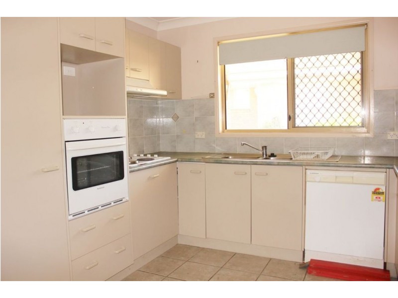 5/2 CORELLA PL, Runcorn QLD 4113