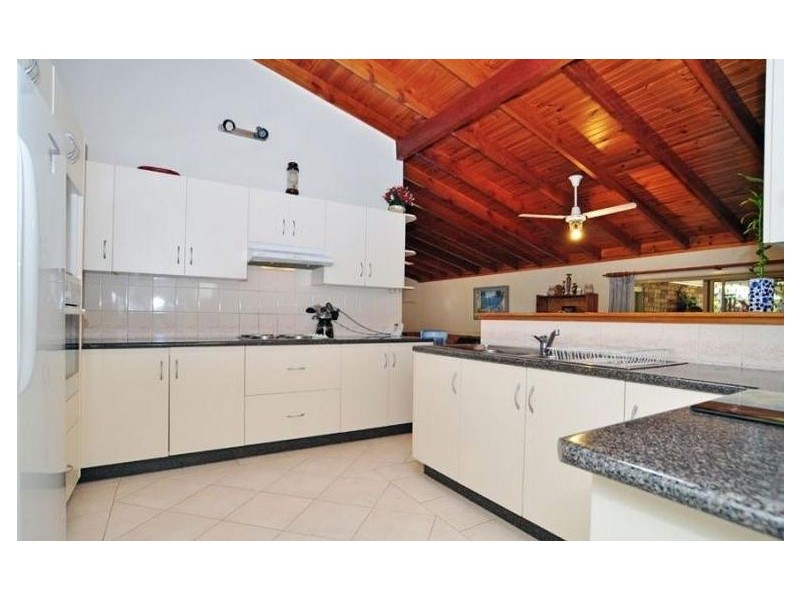 5 Cardinet crt, Petrie QLD 4502