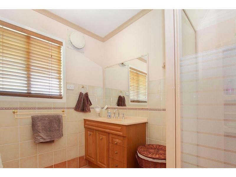 11 Walsham st, Bray Park QLD 4500
