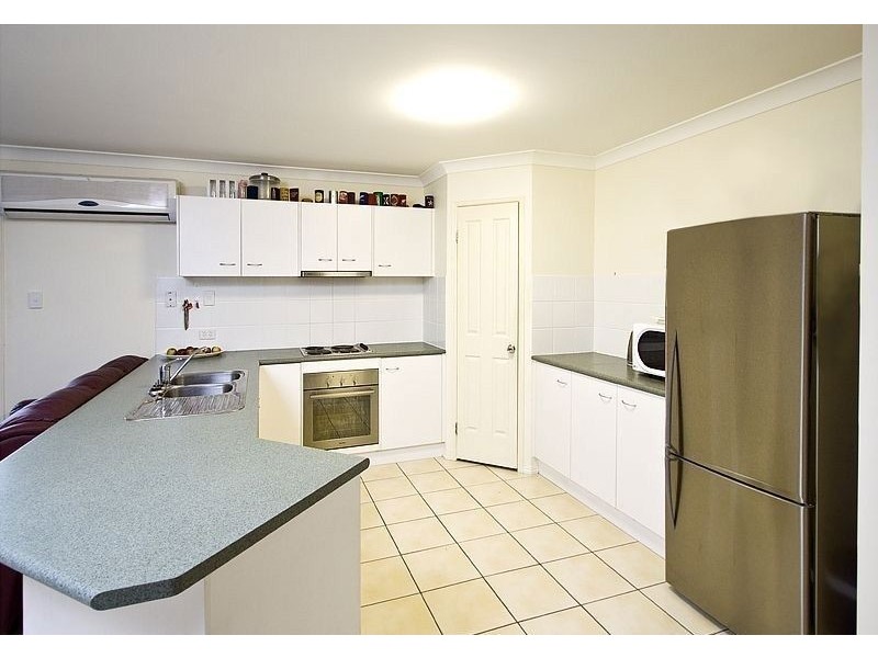3 Bison ct, Warner QLD 4500