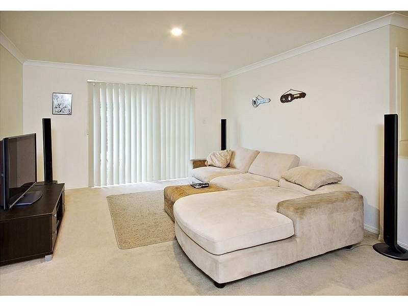 3 Bison ct, Warner QLD 4500