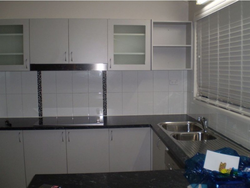 16 Chambery Rd, Petrie QLD 4502