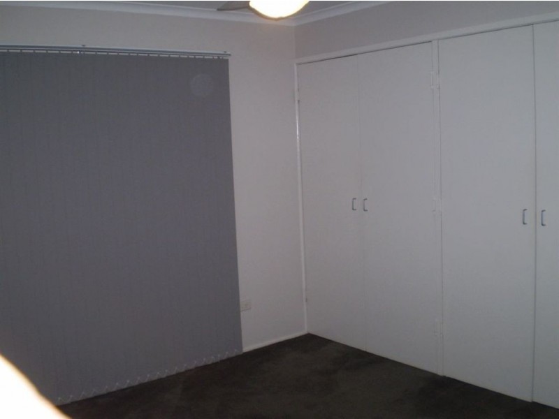 16 Chambery Rd, Petrie QLD 4502