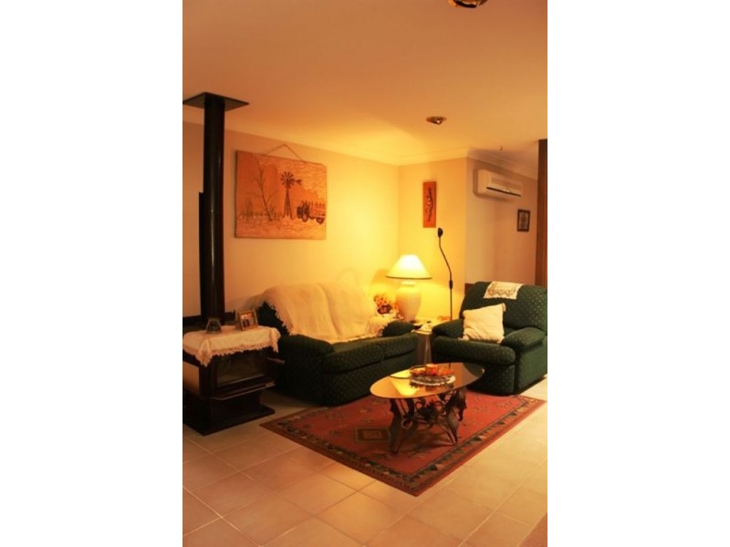 43 Woonara dve, Petrie QLD 4502