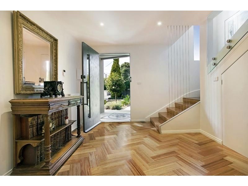 12 Hutchison Ave, Beaumaris VIC 3193