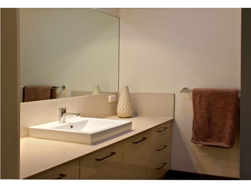 12 Courtney Street, Cheltenham VIC 3192