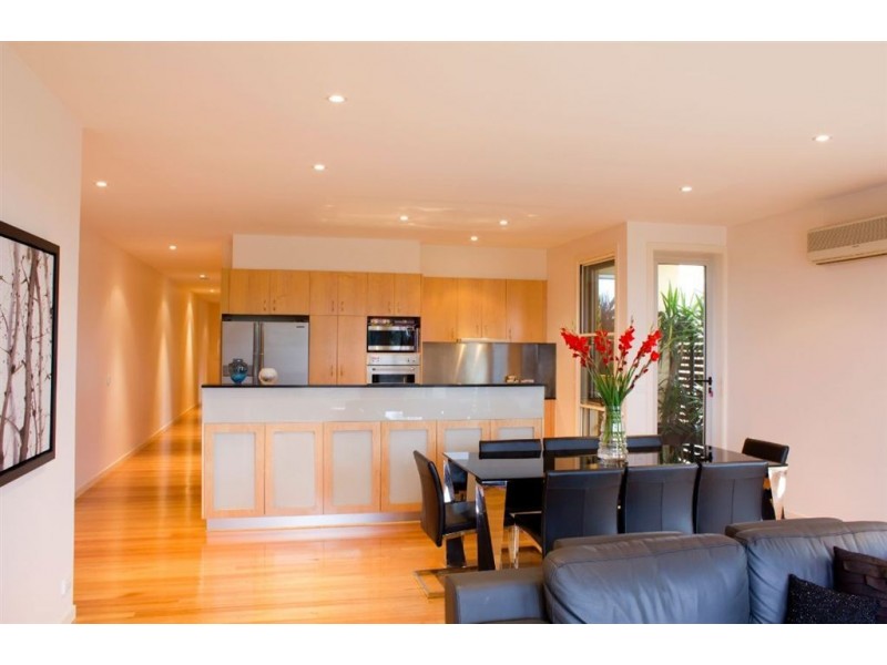 2/315 Beach Road, Black Rock VIC 3193