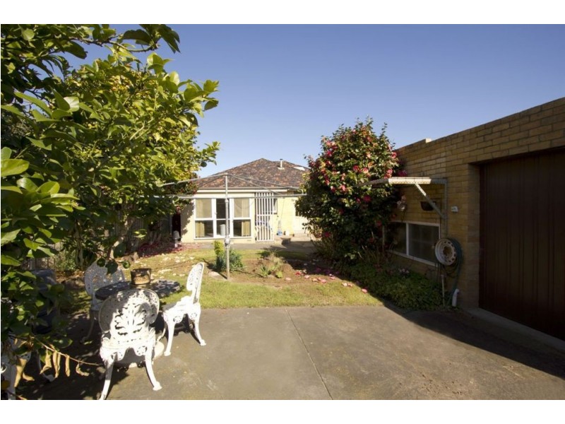 23 Rowans Rd, Highett VIC 3190