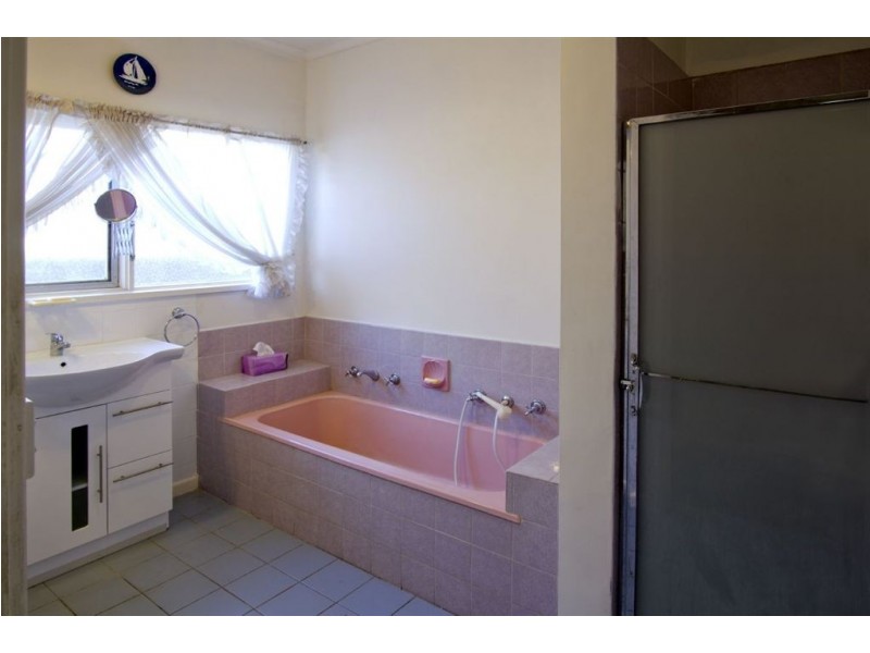 23 Rowans Rd, Highett VIC 3190