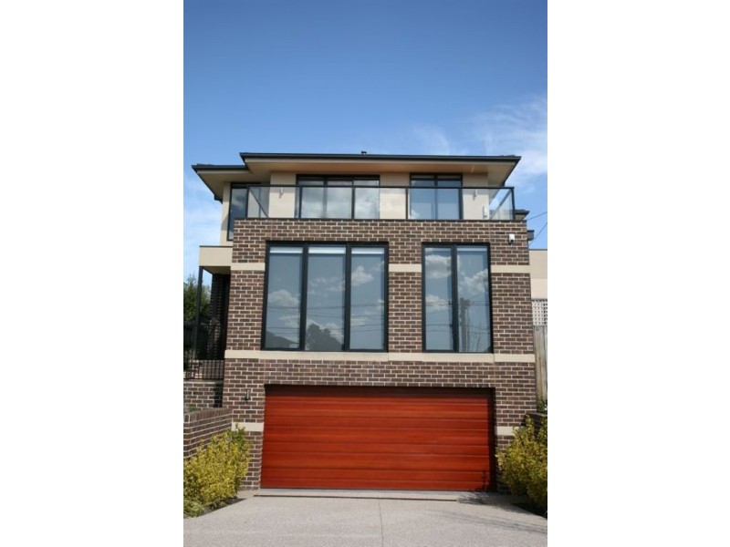 1/2 Mills, Hampton VIC 3188