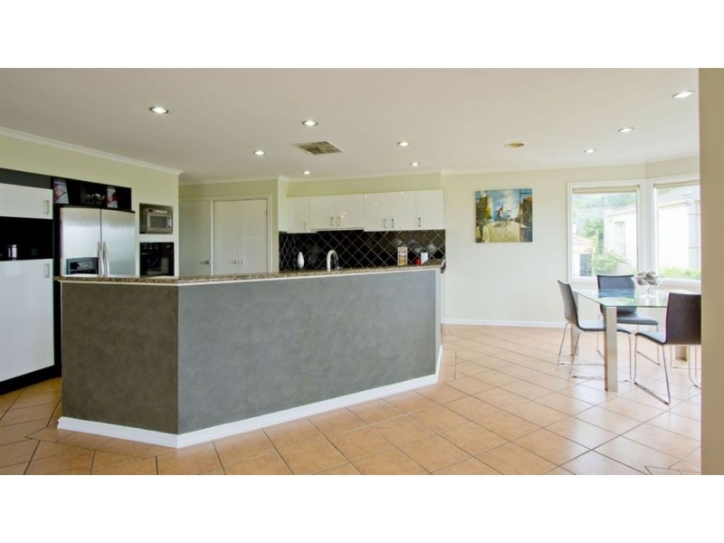 28 Bolton Street, Beaumaris VIC 3193