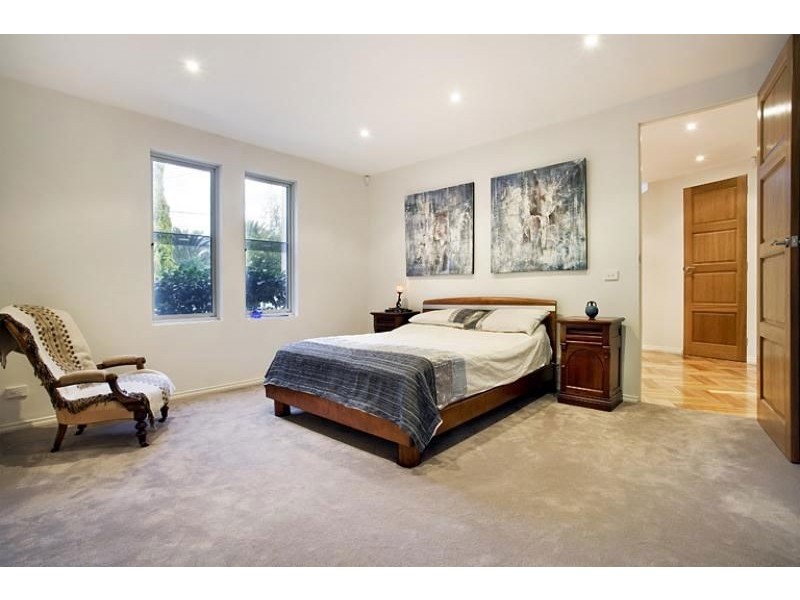 12 Hutchison Avenue, Beaumaris VIC 3193