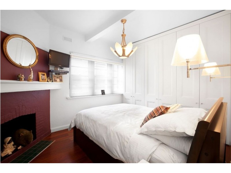 14/18-20 Esplanade, St Kilda VIC 3182