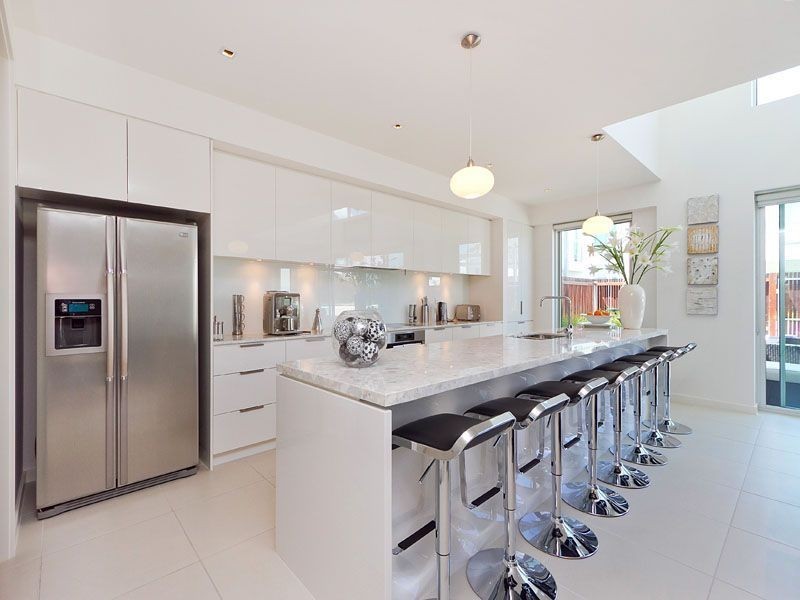 31/15 Beach Road, Hampton VIC 3188