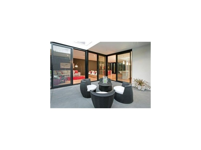10 Gleniffer Avenue, Brighton East VIC 3187