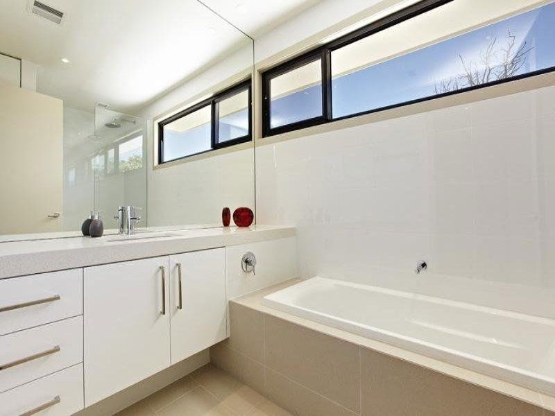 10A Gleniffer Avenue, Brighton East VIC 3187