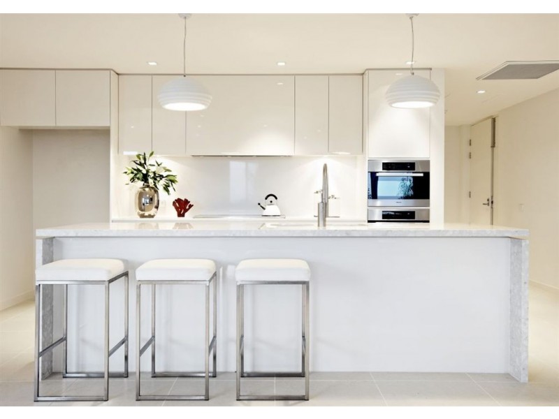 15/15 Beach Road, Hampton VIC 3188