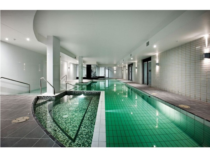 60/15 Beach Road, Hampton VIC 3188