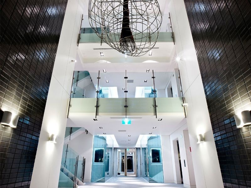 62/15 Beach Road, Hampton VIC 3188