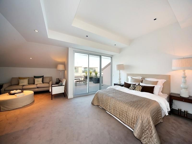 62/15 Beach Road, Hampton VIC 3188