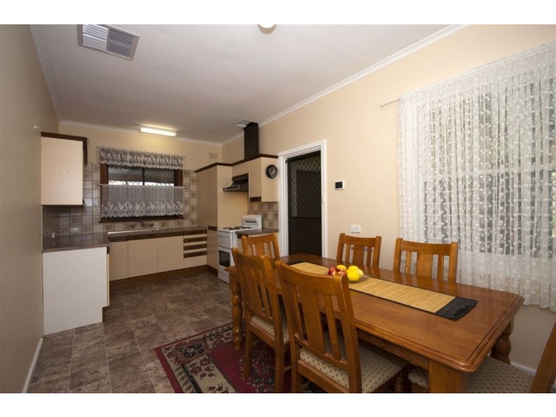 23 Longleat Road, Elizabeth Vale SA 5112