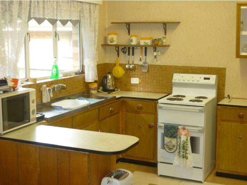 6 Yorktown Road, Elizabeth East SA 5112