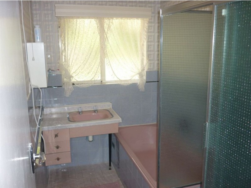 6 Yorktown Road, Elizabeth East SA 5112