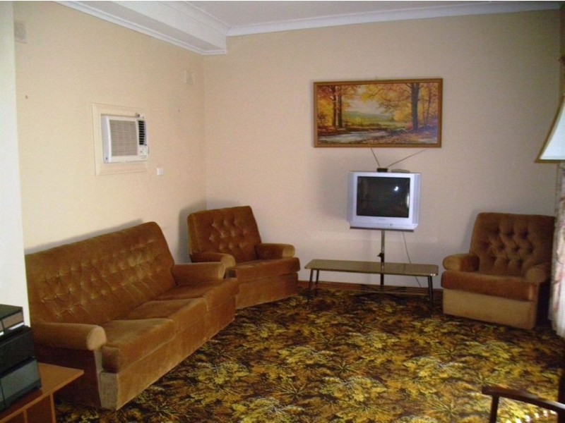 2 Thompson Street, Elizabeth South SA 5112