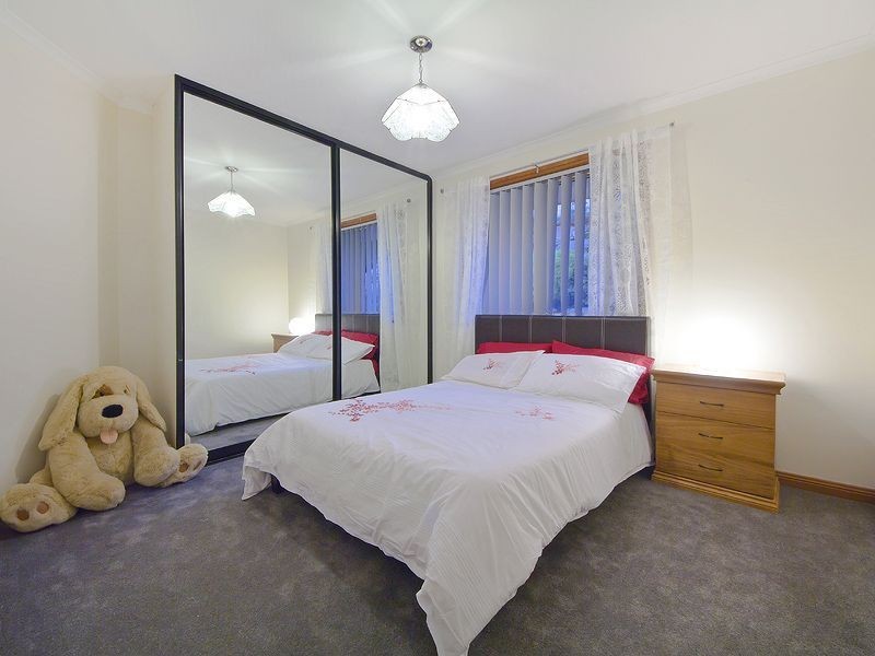 19 Cambridge Terrace, Hillbank SA 5112