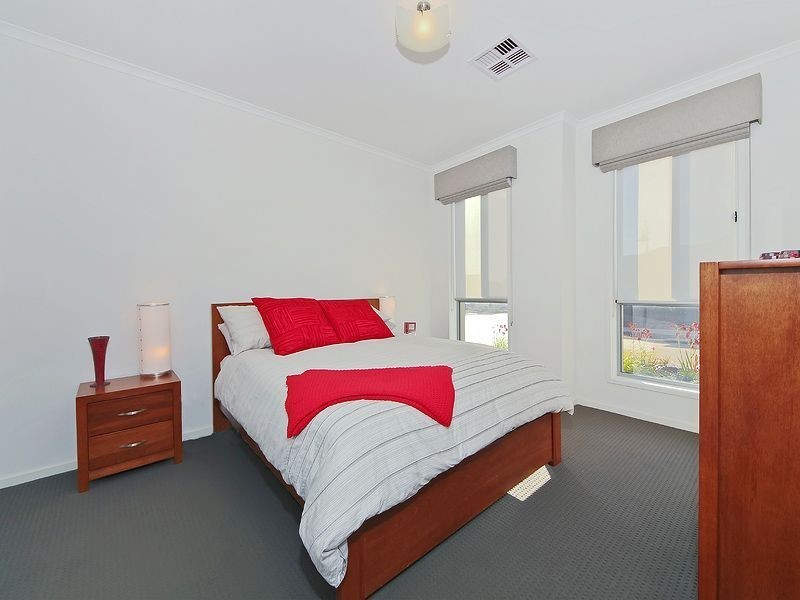 15 Swinden Crescent, Blakeview SA 5114