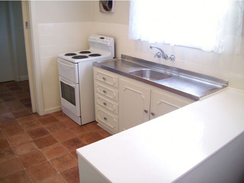 27 Seaborough Road, Elizabeth Park SA 5113