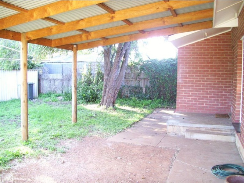 27 Seaborough Road, Elizabeth Park SA 5113