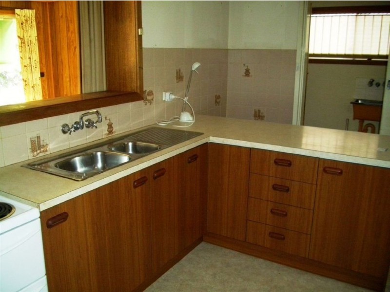 19 Chicklade Street, Elizabeth Vale SA 5112