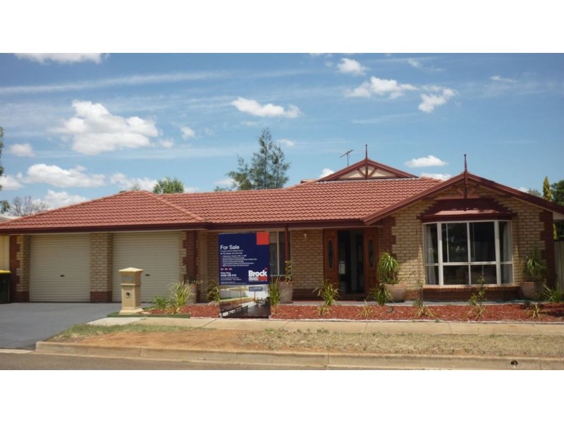 27 Linger Crescent, Elizabeth Downs SA 5113
