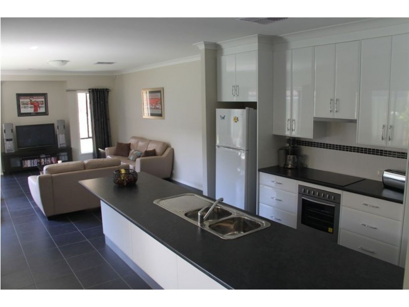 2 Palani Court, Mawson Lakes SA 5095