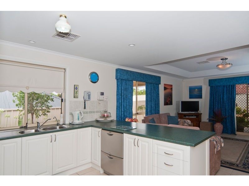 11 McGonigal Drive, Willaston SA 5118