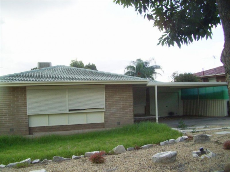 7 Woodlands Road, Elizabeth Downs SA 5113