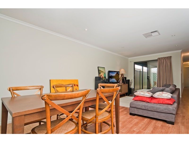 31 Tatura Road, Munno Para West SA 5115