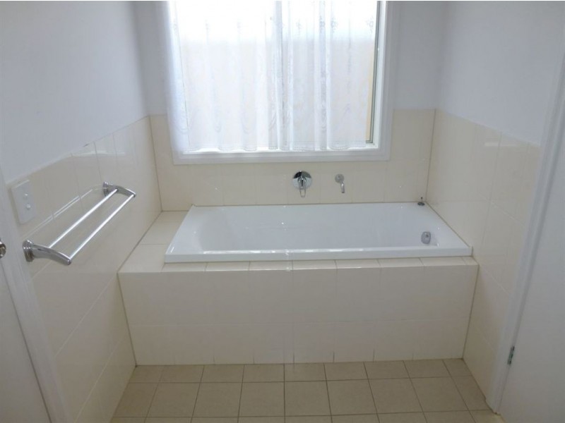 8/12 Dansie Crescent, Brahma Lodge SA 5109