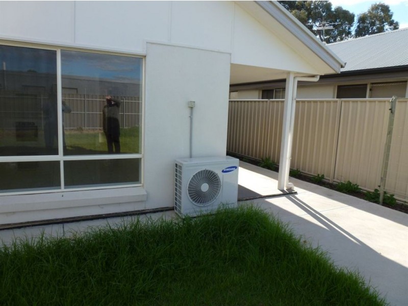 8/12 Dansie Crescent, Brahma Lodge SA 5109