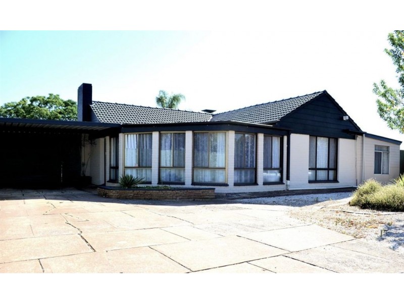 4 Haldane Street, Elizabeth Downs SA 5113