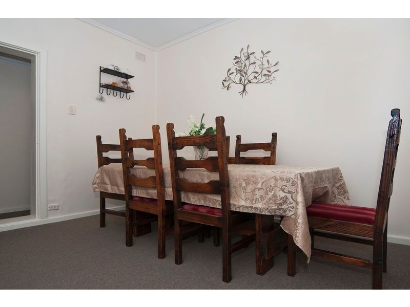 4 Haldane Street, Elizabeth Downs SA 5113