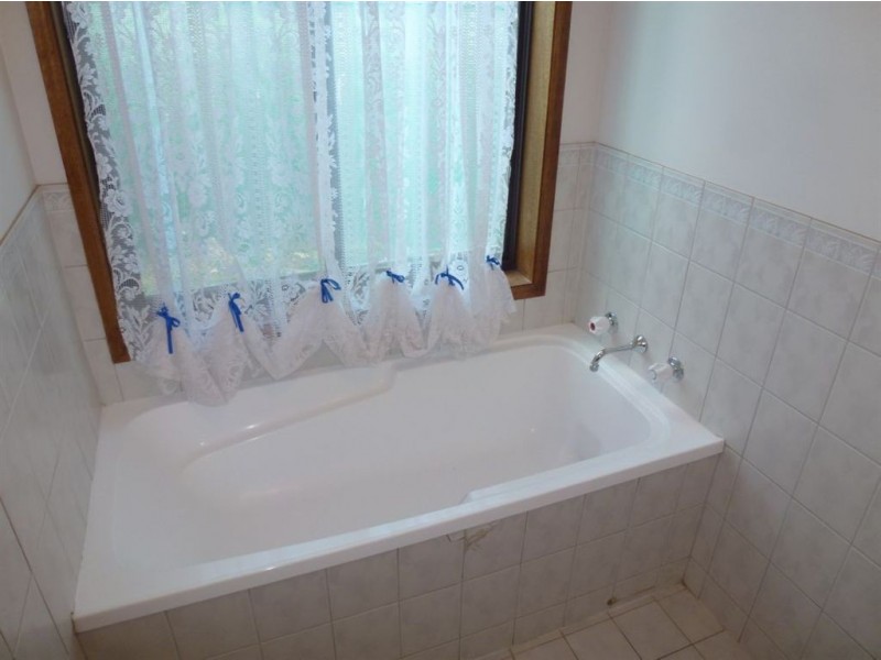 42 Elmwood Circuit, Blakeview SA 5114