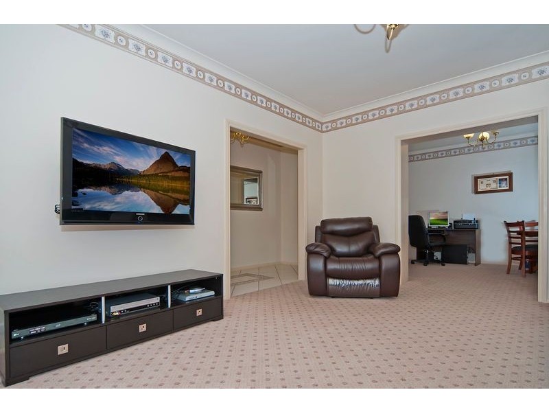 35 Piccadilly Circus, Golden Grove SA 5125