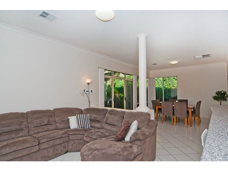 35 Piccadilly Circus, Golden Grove SA 5125