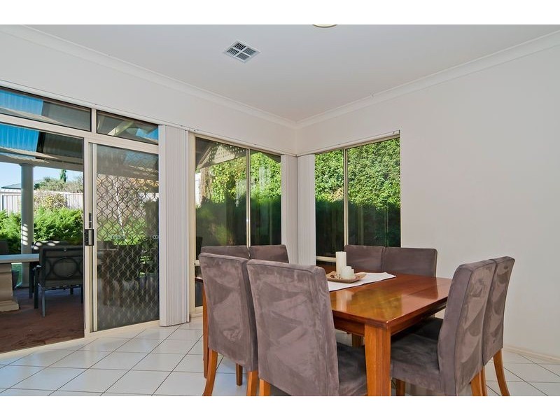 35 Piccadilly Circus, Golden Grove SA 5125