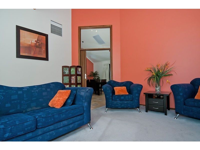 7 Hilltop Boulevard, Hillbank SA 5112