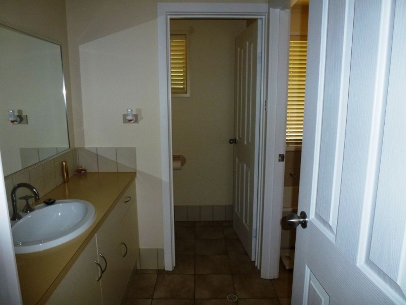 4 Hedgerow Drive, Gulfview Heights SA 5096