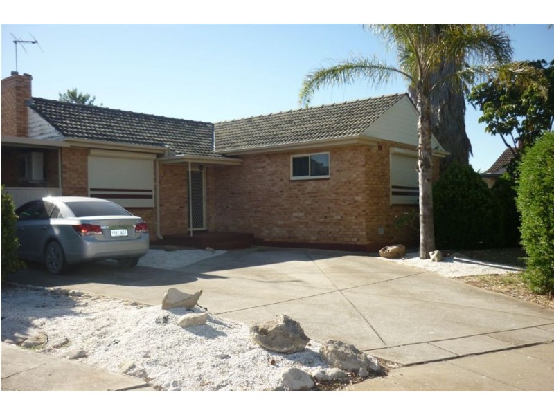 12 Peacock Road, Elizabeth Downs SA 5113