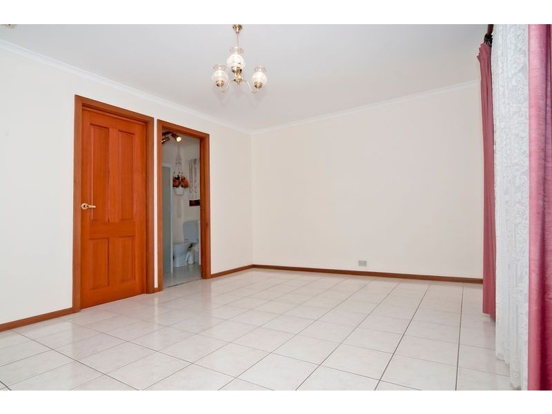 34 Hedgerow Drive, Gulfview Heights SA 5096